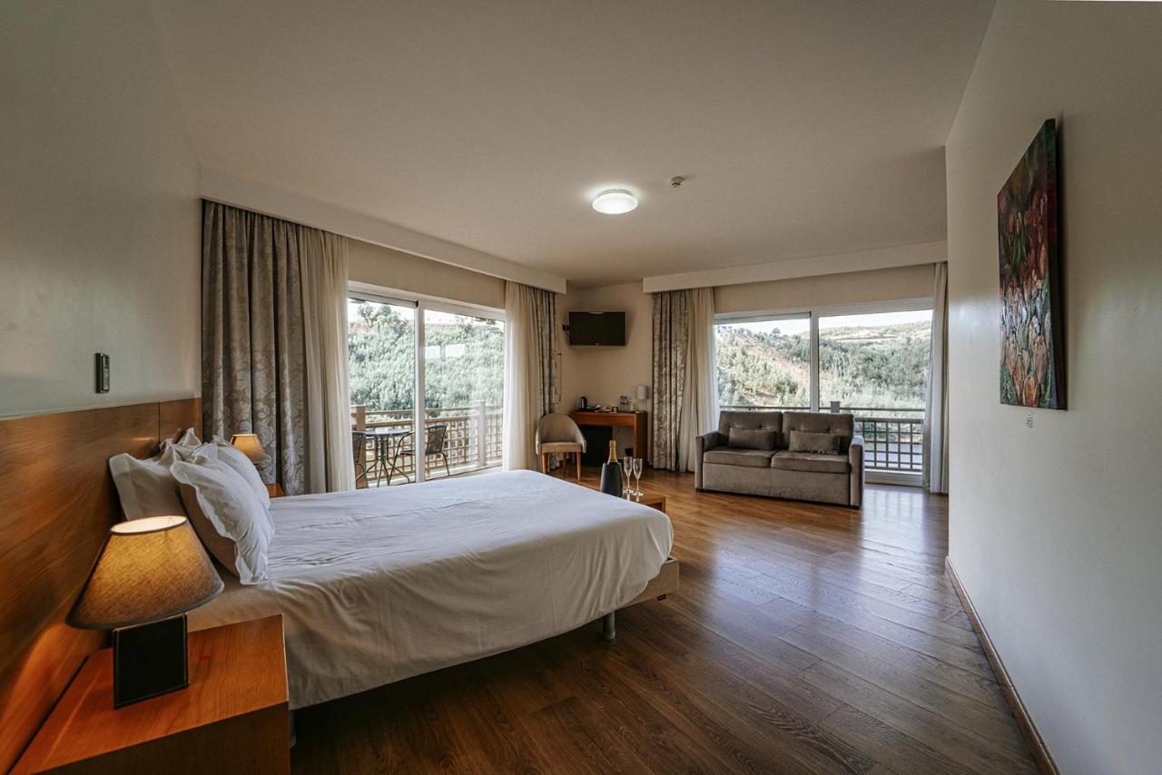 Hotel Rural Quinta Da Conchada อกิเอรา ภายนอก รูปภาพ